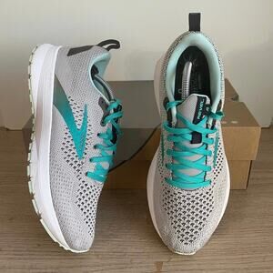 Brooks Revel 4 Turquoise/Grey Women Running Sneakers 1203371B073- SZ 8.5